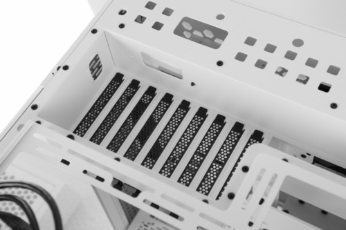  Thermaltake The Tower 500 Snow CA-1X1-00M6WN-00 White,Win,SPCC,Tempered Glass*3,120mm Standar