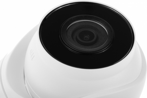   IP HiWatch DS-I203(E)(2.8mm) 2.8-2.8 . .: