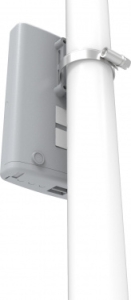  MikroTik RB750P-PBr2  PowerBox with 650MHz CPU, 64MB RAM, 5xLAN (four with PoE out), R