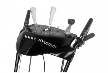  . Hyundai S 7066 7..