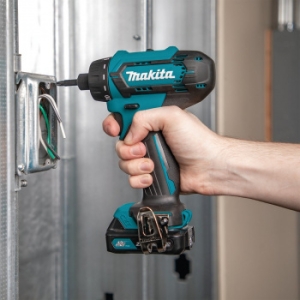  Makita DF033DWAE
