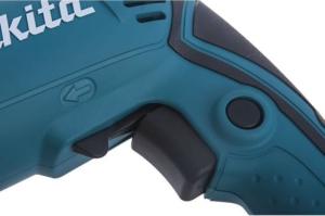   Makita HP1631  710W