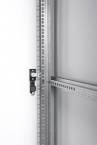     18U (600  600)  ,  