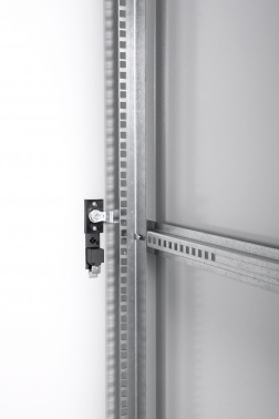     18U (600 x 800)  ,  
