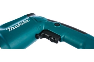 - Makita DP4011 
