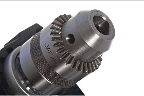   Makita HP2070 1010 :  (  )