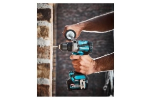   Makita HP001GZ