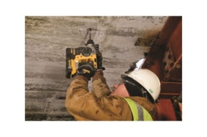   DEWALT DCH273P2, 18 , 2.1 , 4600 /,  2  5     (DCH273P2-K