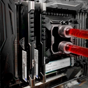   Patriot Viper STEEL 8GB 3600MHz CL18 UDIMM SINGLE   PVS48G360C8