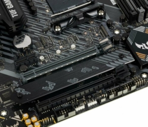   ASUS TUF GAMING B550-PLUS Socket AM4