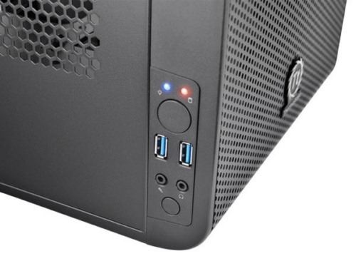  Thermaltake Core V1     miniITX 1x200mm 2xUSB3.0 audio bott PSU