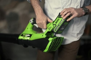   GreenWorks G40ABK4, 40V,   4*   (2400807UB)