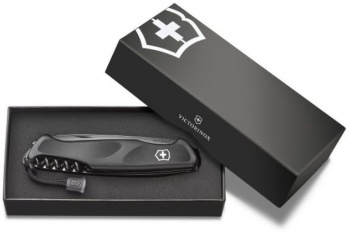  Victorinox Onyx (0.9563.C31P) 130 12.  .