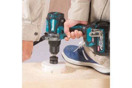 - Makita DF001GZ