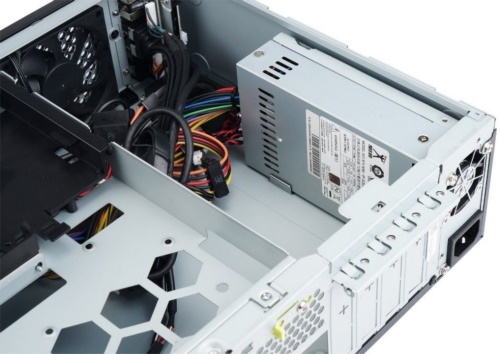  Slim Desktop INWIN  CJ708BL IP-S265AU7-2 80plus Bronze, U3*2+U2*2+A(HD)+TYPE 3.1C + FAN 80*15