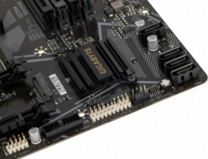   GIGABYTE  B550M DS3H V1.7 Socket AM4