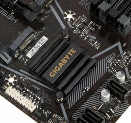   GIGABYTE  B550M DS3H V1.7 Socket AM4