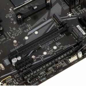   GIGABYTE  B550M DS3H V1.7 Socket AM4