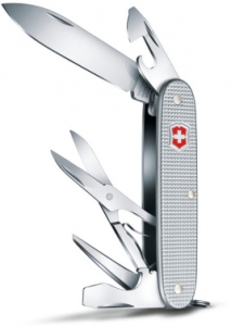   Victorinox Pioneer X (0.8231.26) 93 9  .