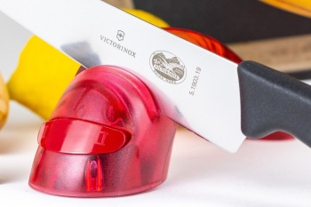   . Victorinox eramic (7.8721)   .